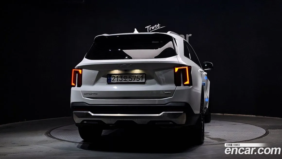 Kia Sorento — фото 4