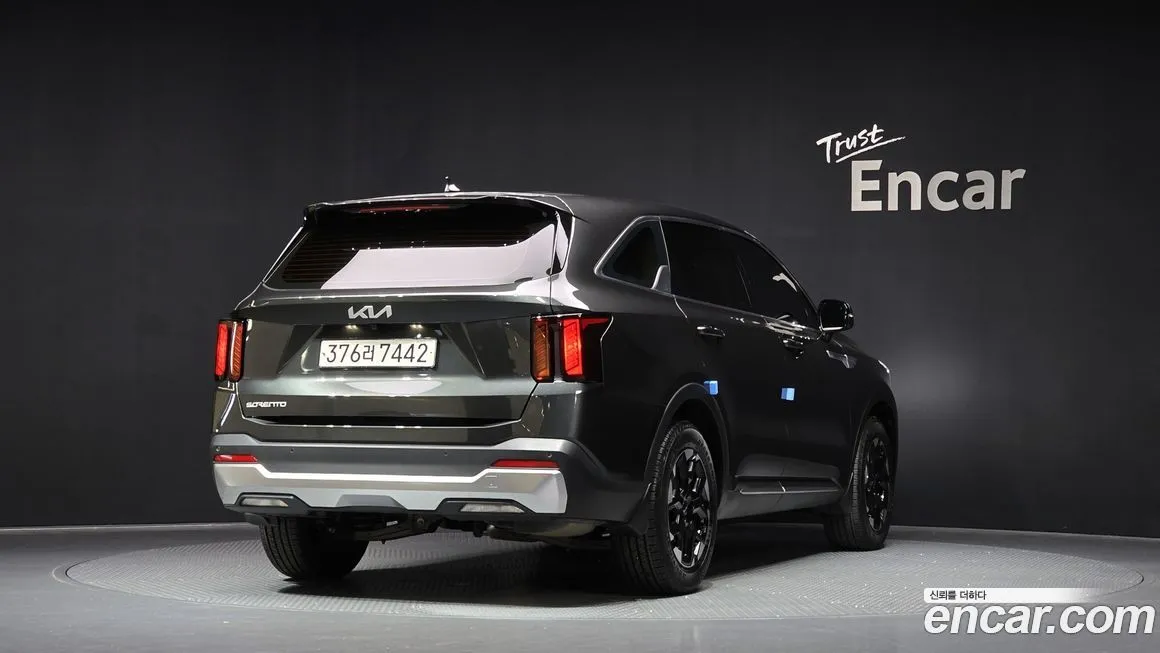 Kia Sorento — фото 2