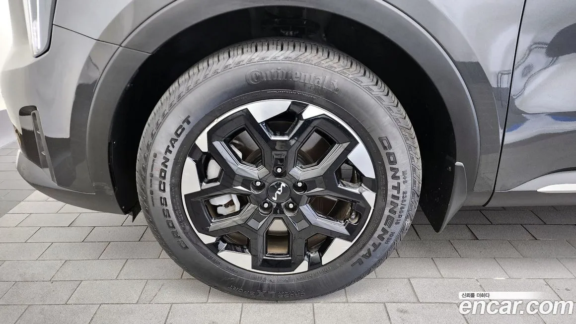 Kia Sorento — фото 5
