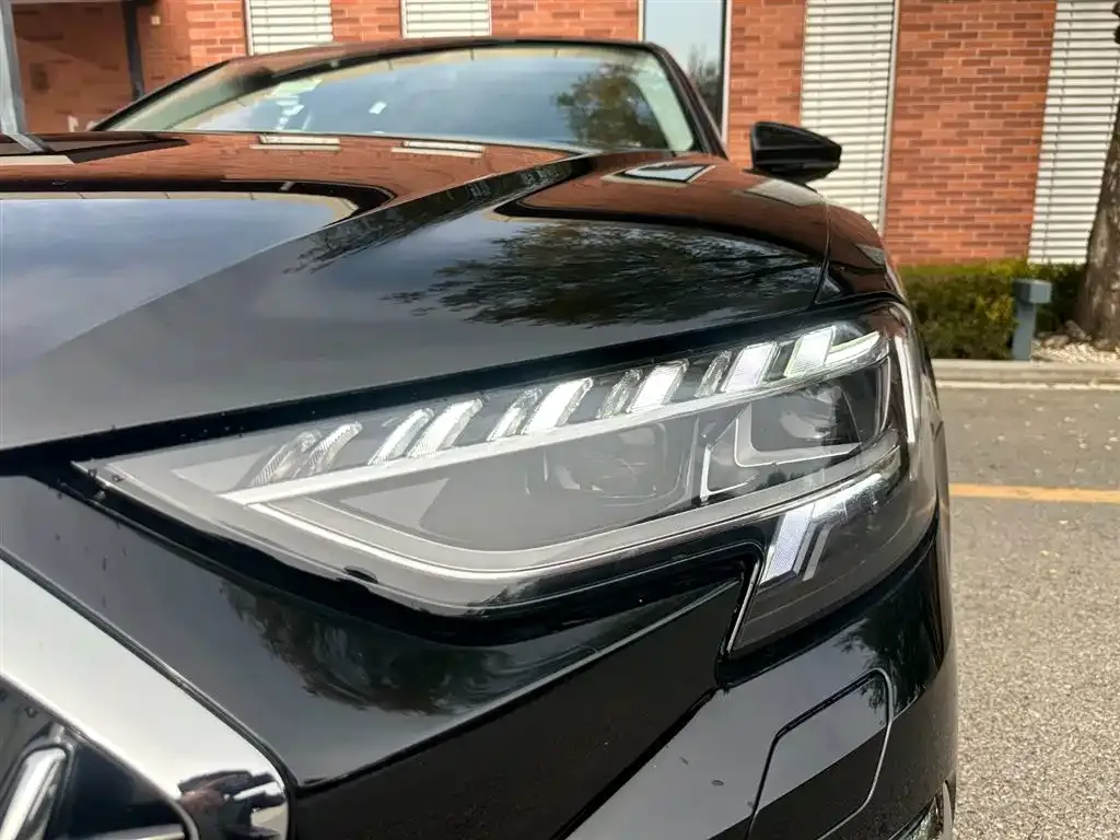 Audi A8 2025 из CN, фото 6