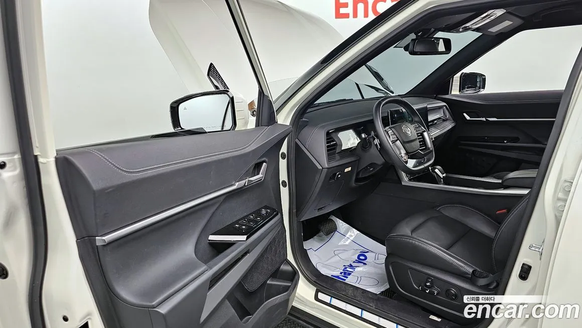 KG Mobility (Ssangyong) Torres — фото 10