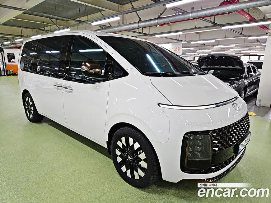 Hyundai Staria — фото 3