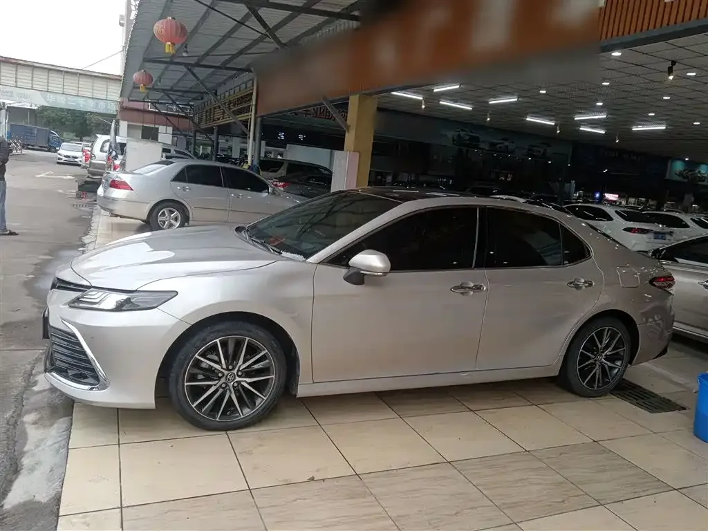 Toyota Camry 2022 из CN, фото 5