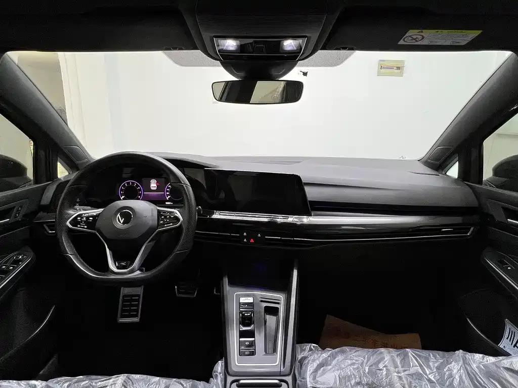 Volkswagen Golf 2021 из CN, фото 10