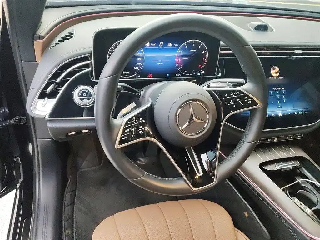 Mercedes-Benz E-Class 2024 из CN, фото 3