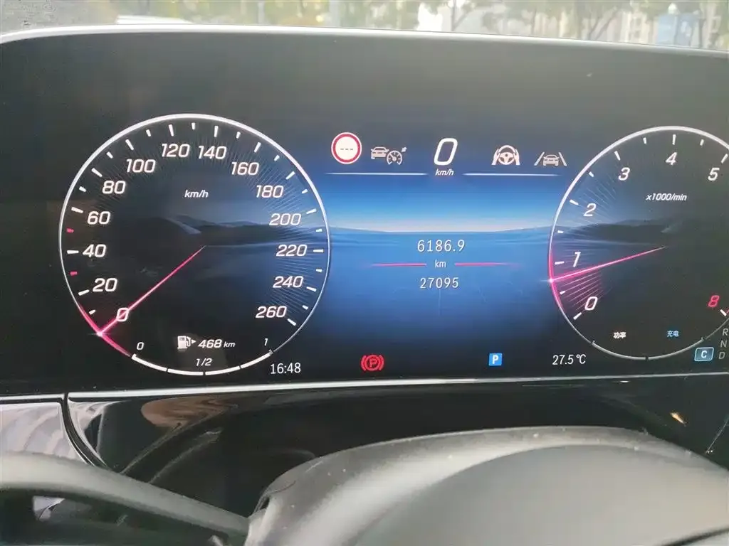 Mercedes-Benz E-Class 2024 из CN, фото 5