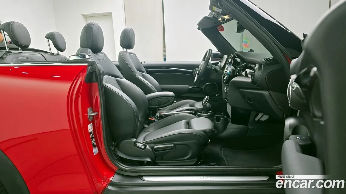 Mini Cooper Convertible — фото 10