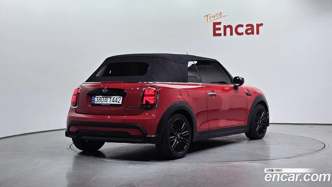 Mini Cooper Convertible — фото 2