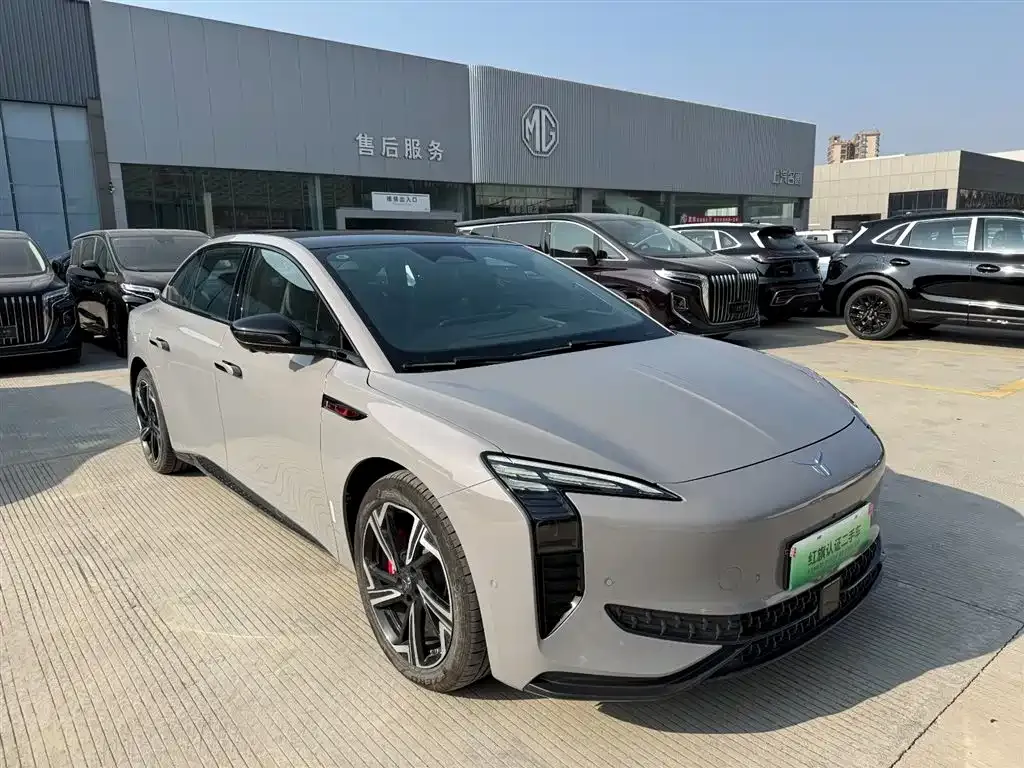 Hongqi EH7 2024 из CN, фото 9