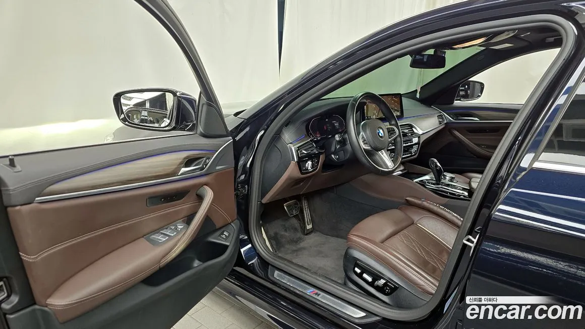 BMW 5-Series 2021 из KR, фото 10