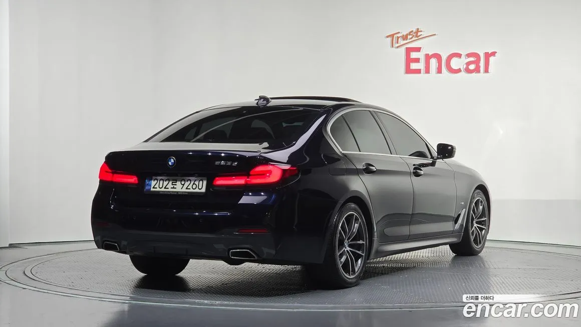 BMW 5-Series 2021 из KR, фото 2