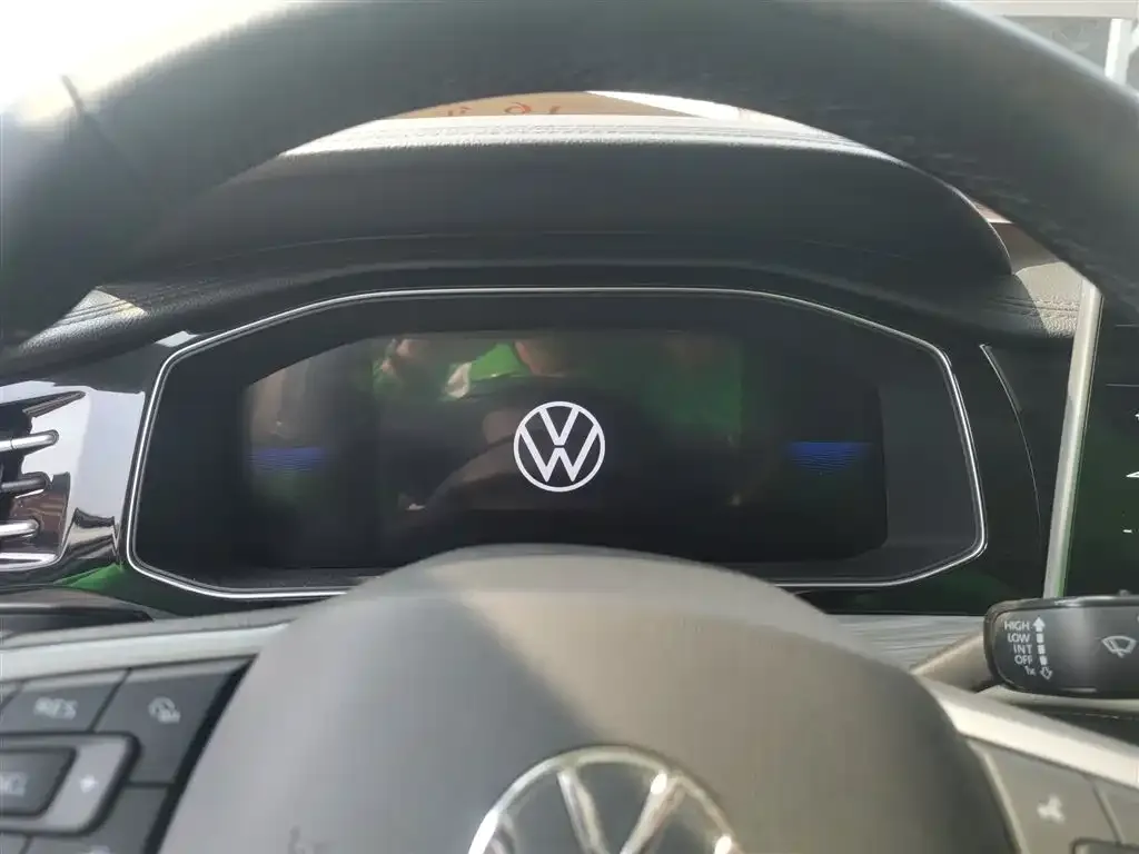 Volkswagen Sagitar 2023 из CN, фото 5
