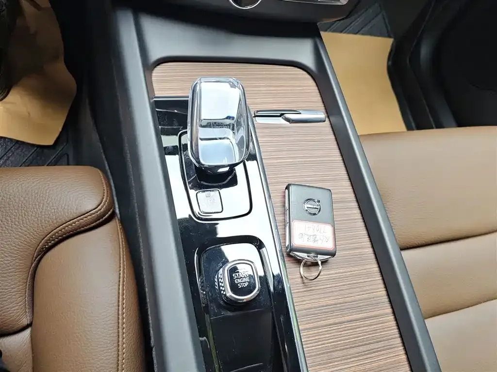 [object Object] XC60 2025 из CN, фото 6