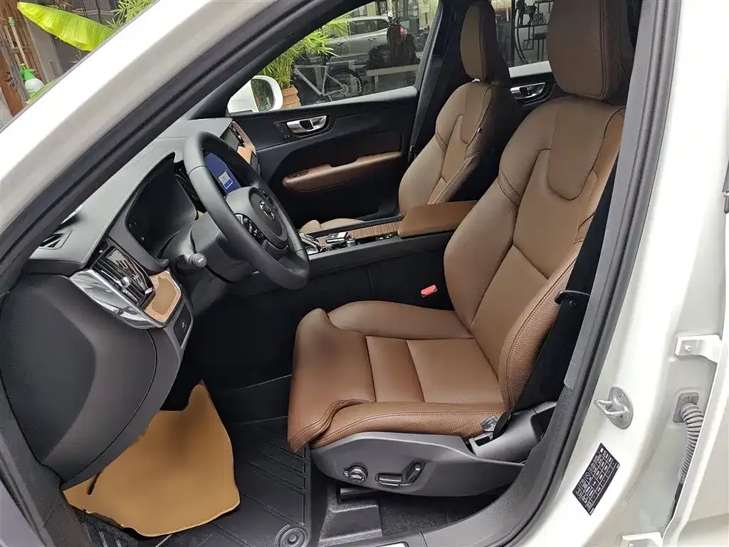 [object Object] XC60 2025 из CN, фото 7