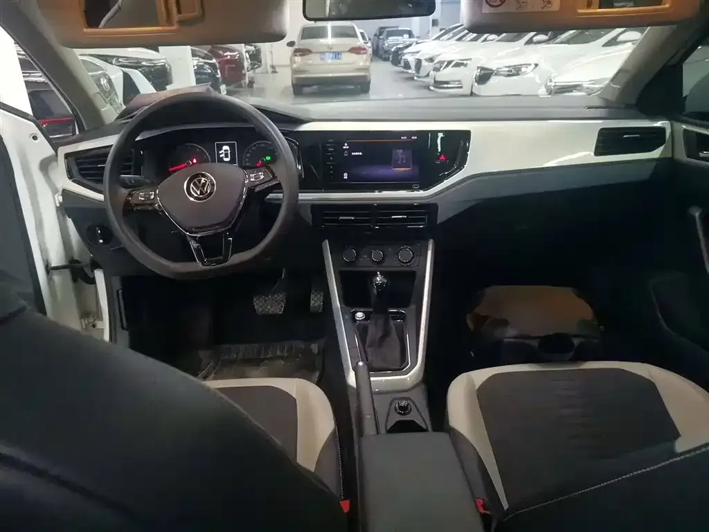 Volkswagen Polo 2022 из CN, фото 10