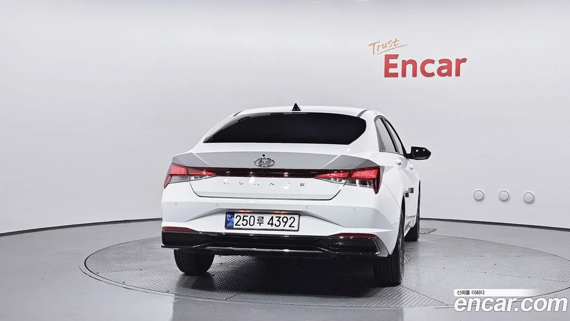 Hyundai AVANTE 2023 из KR, фото 4