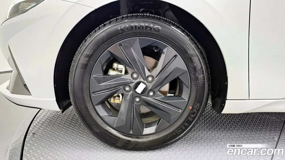 Hyundai AVANTE 2023 из KR, фото 5
