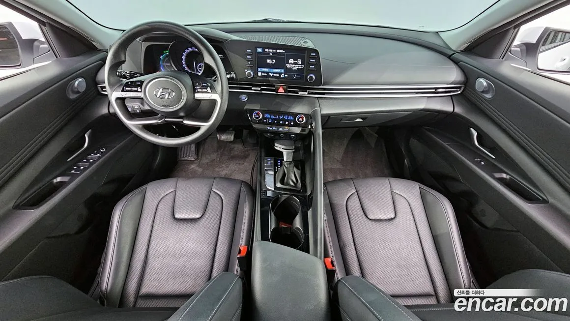 Hyundai AVANTE 2023 из KR, фото 7