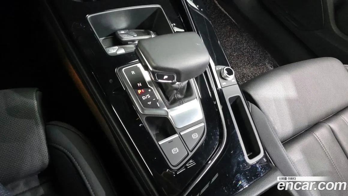 Audi A4 2021 из KR, фото 9