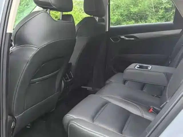 Geely Xingyue S 2022 из CN, фото 3