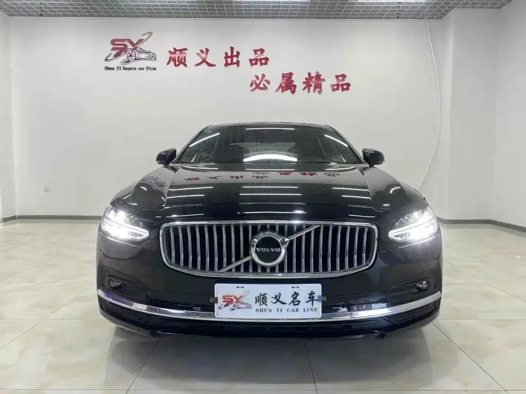 Volvo S90 2022 из CN, фото 3
