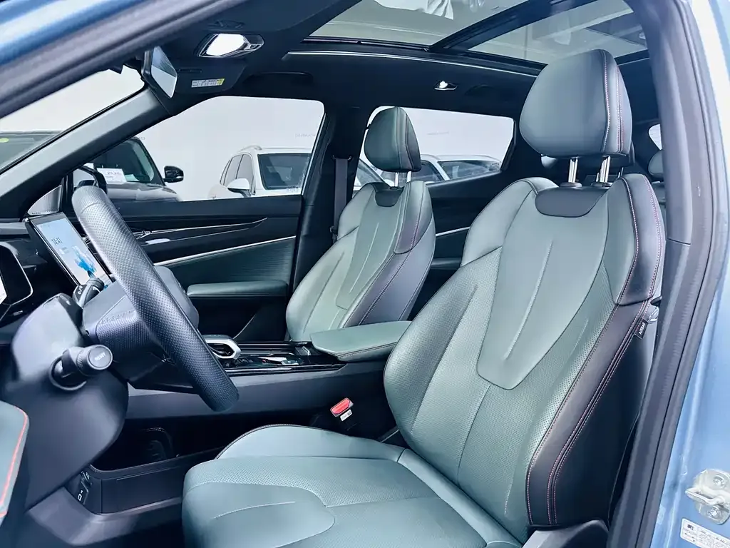 Geely Boyue 2024 из CN, фото 9