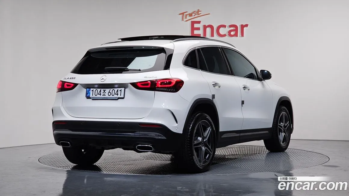 Mercedes-Benz GLA-Class — фото 2
