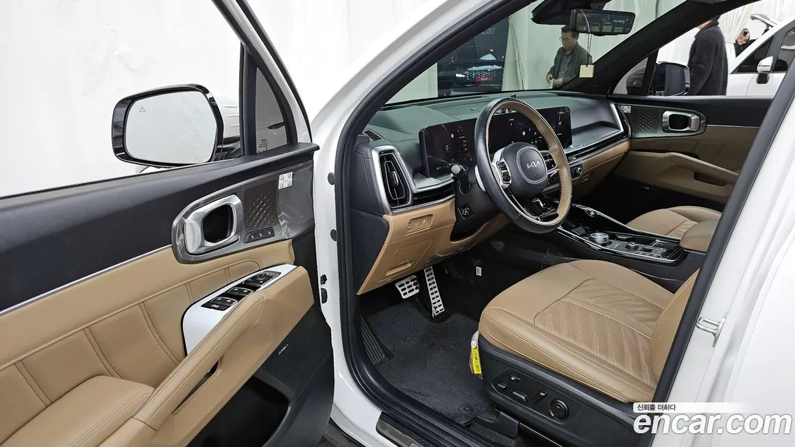 Kia Sorento — фото 10