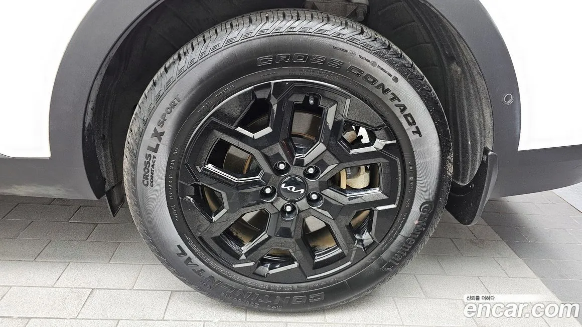 Kia Sorento — фото 5