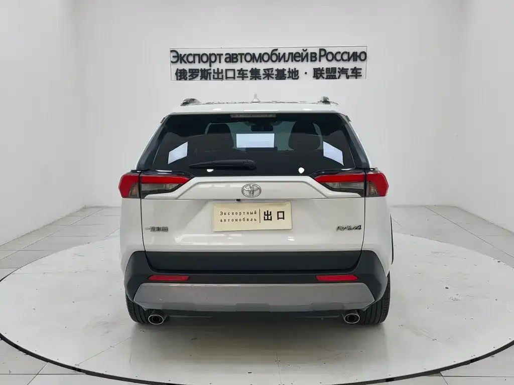 Toyota RAV4 2023 из CN, фото 5