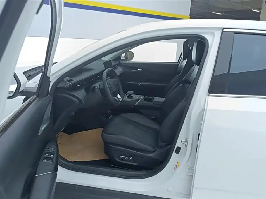 Changan Eado 2024 из CN, фото 9