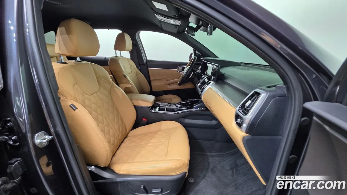 Kia Sorento — фото 10