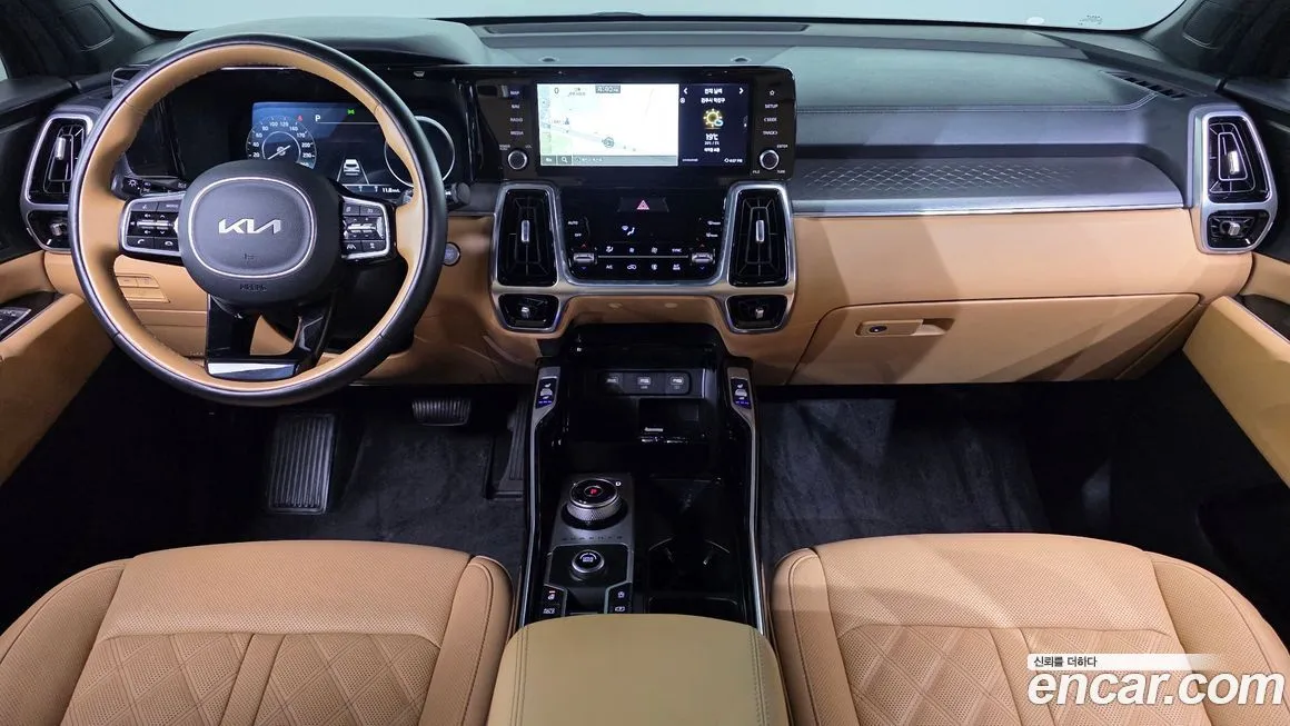 Kia Sorento — фото 7