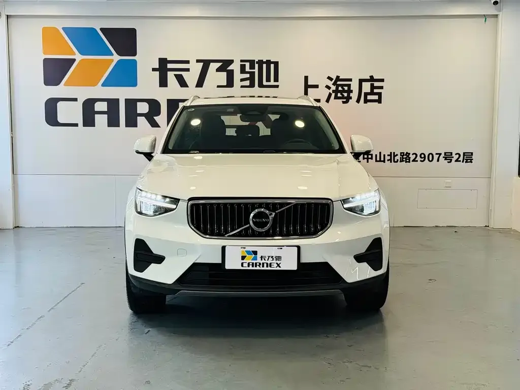 Volvo XC40 2024 из CN, фото 2