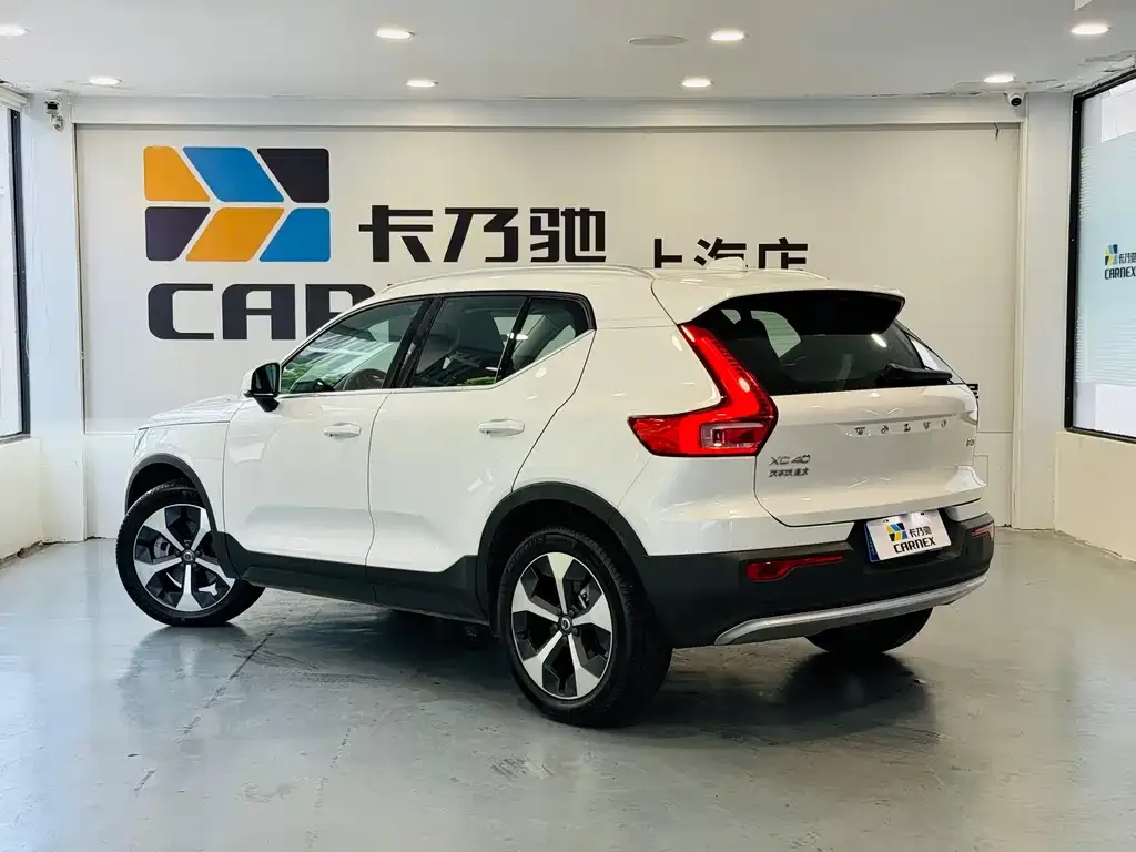 Volvo XC40 2024 из CN, фото 5