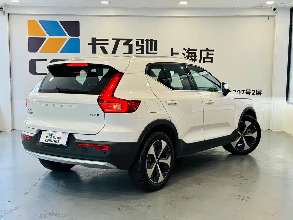 Volvo XC40 2024 из CN, фото 7