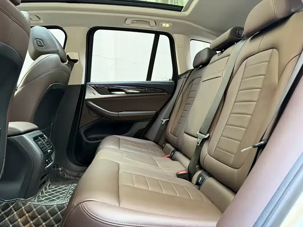 BMW X3 2021 из CN, фото 7