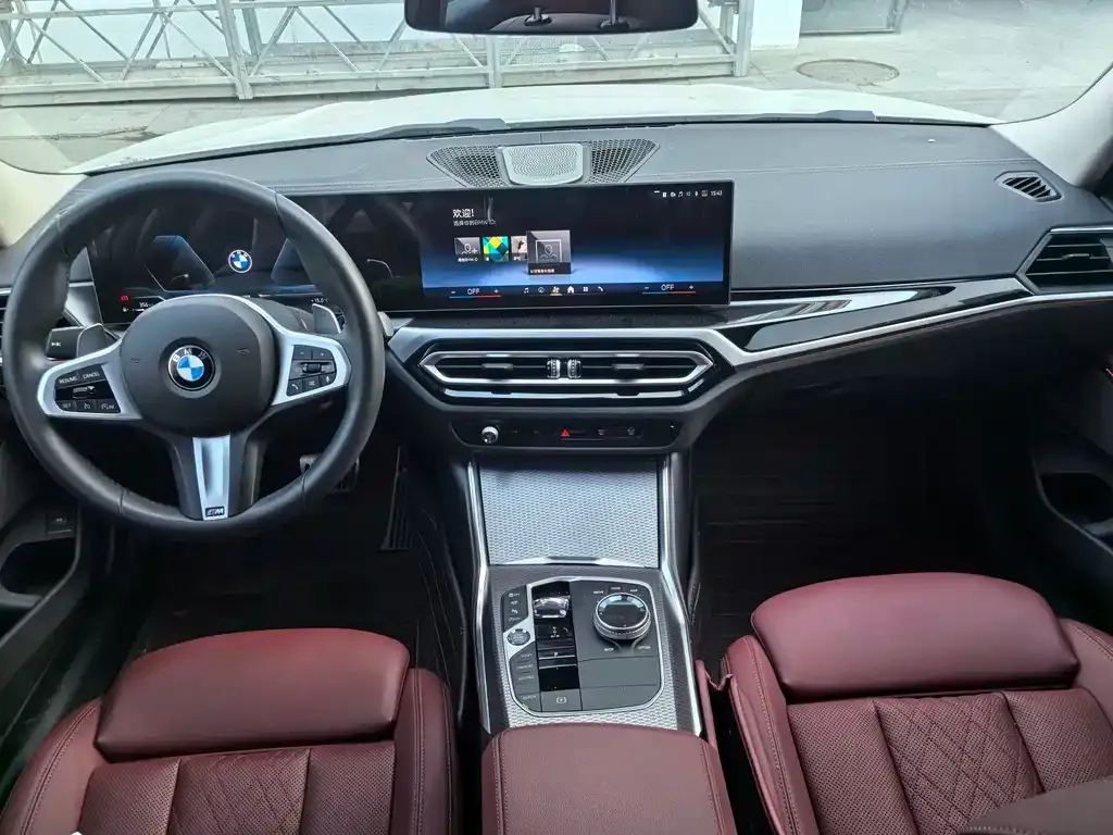 BMW 3 Series 2023 из CN, фото 6