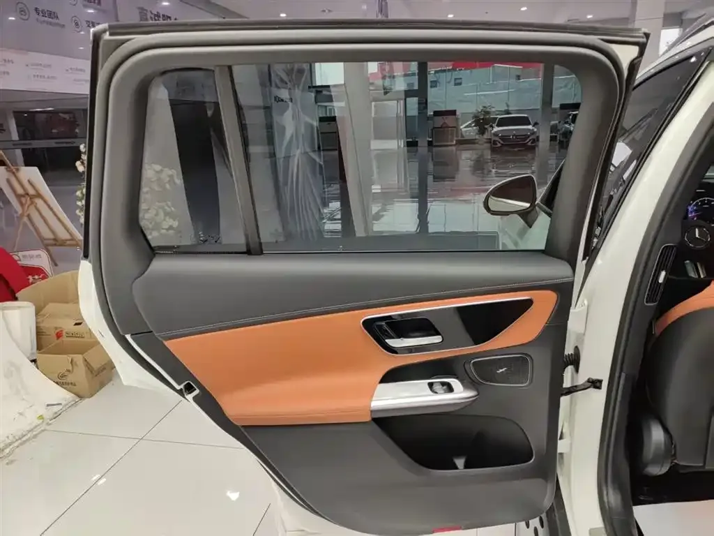 Mercedes-Benz GLC 2024 из CN, фото 8