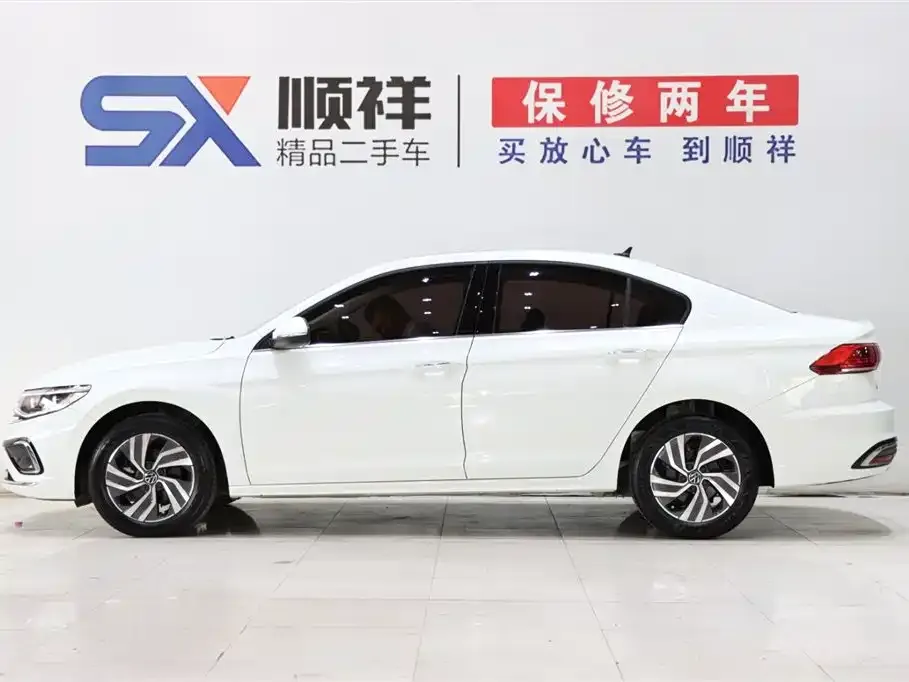 Volkswagen Bora 2023 из CN, фото 6