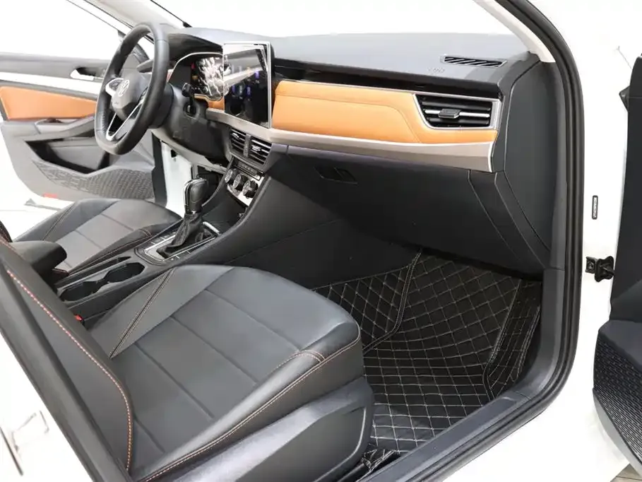 Volkswagen Bora 2023 из CN, фото 8