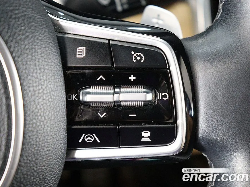 Kia Sorento — фото 10