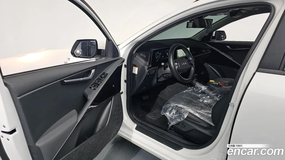 Kia Niro — фото 10