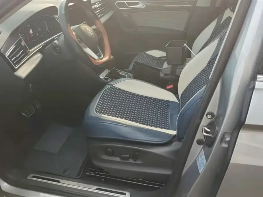Volkswagen Tiguan L 2021 из CN, фото 9