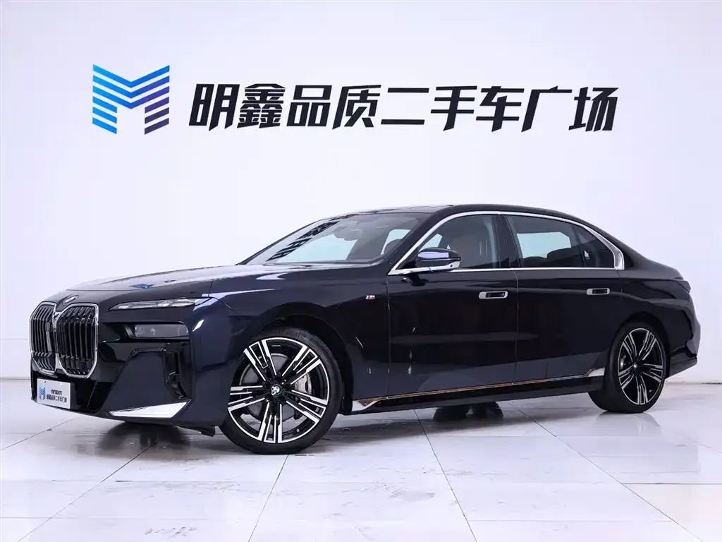 BMW 7 Series 2024 из CN, фото 2