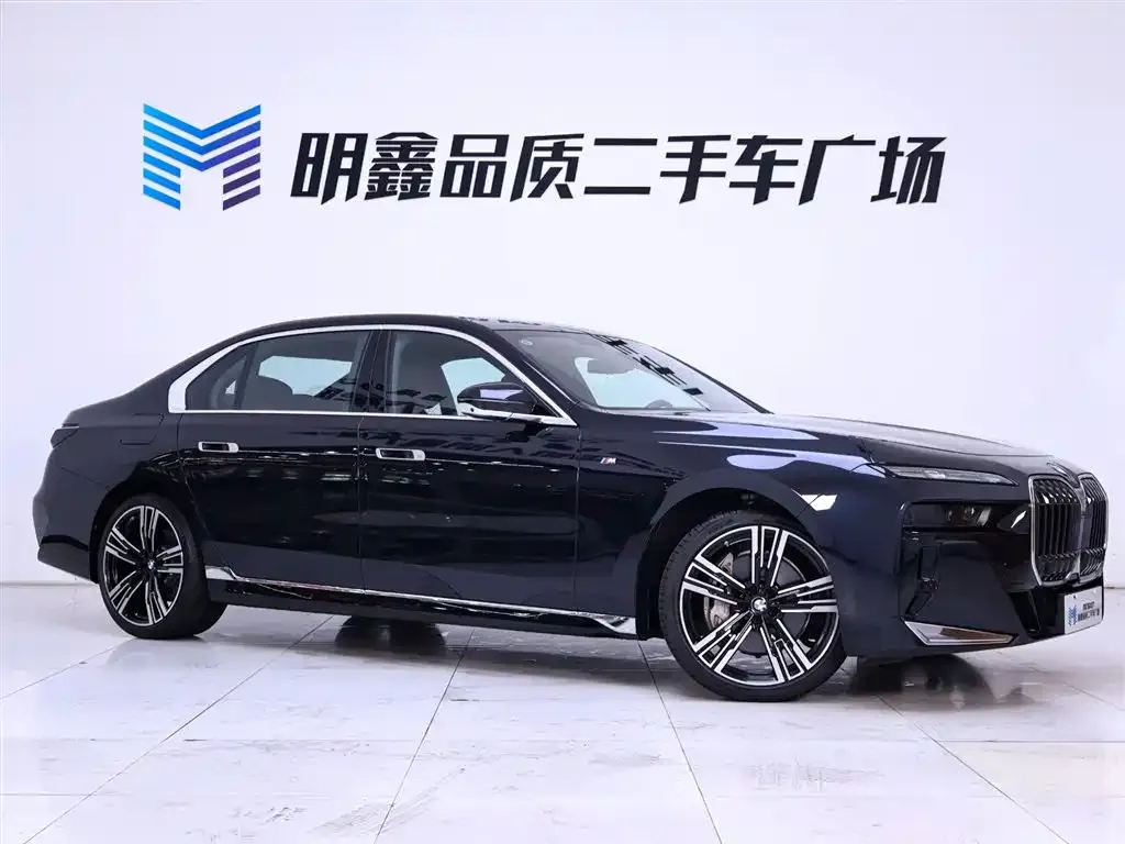 BMW 7 Series 2024 из CN, фото 5