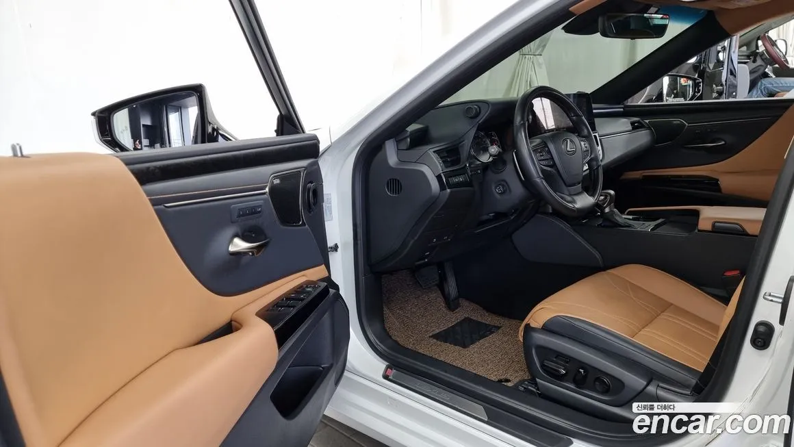 Lexus ES 2023 из KR, фото 10