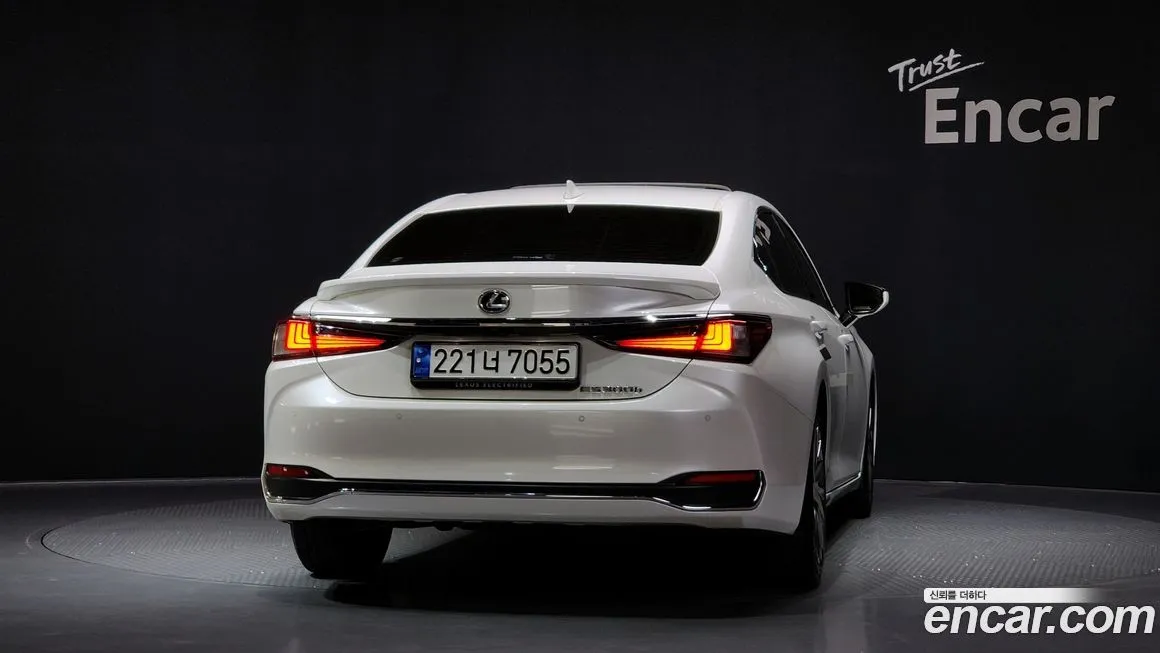 Lexus ES 2023 из KR, фото 4