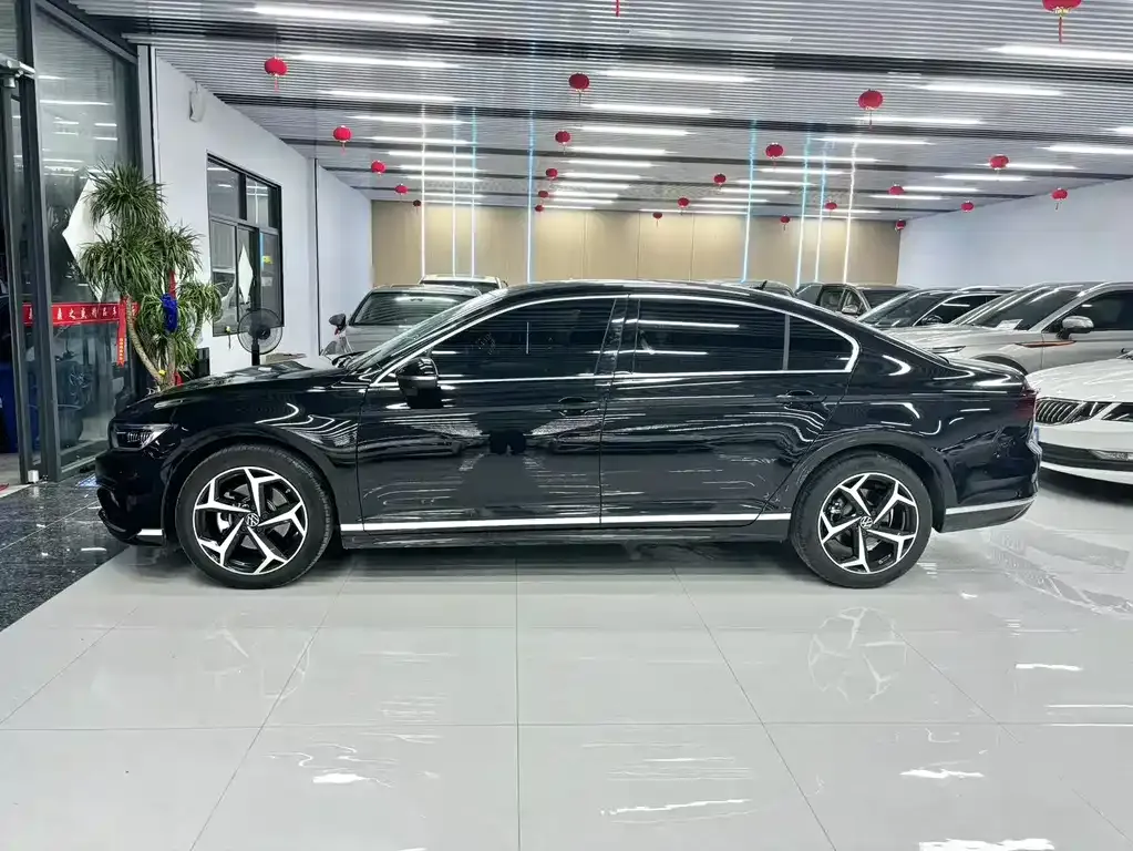 Volkswagen Magotan 2025 из CN, фото 3