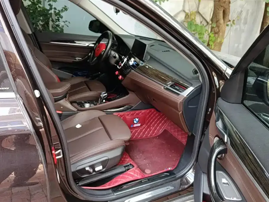 BMW X1 2021 из CN, фото 8